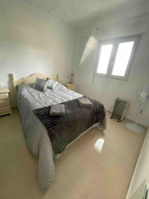 Lovely 2 Bedroom Apartment 2Nd Line To Beach 알비르 외부 사진