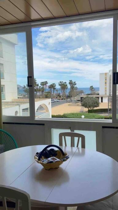 Lovely 2 Bedroom Apartment 2Nd Line To Beach 알비르 외부 사진